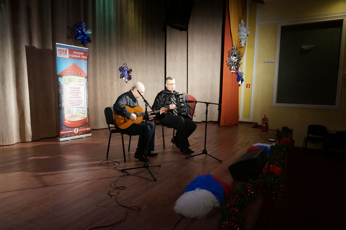 Magic Accordion. Sergei Likhachov and Vladimir Bogomolov